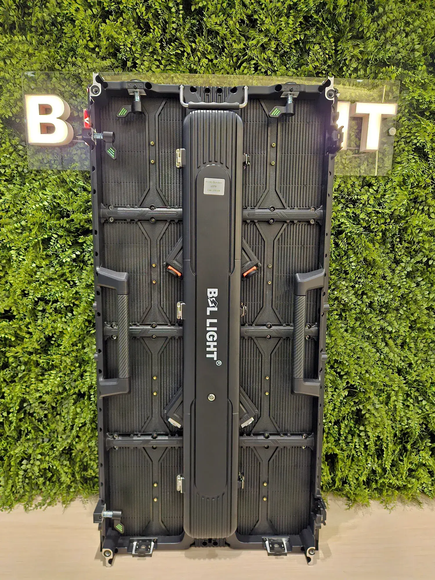 Painel de LED P3.91 Outdoor 50x100