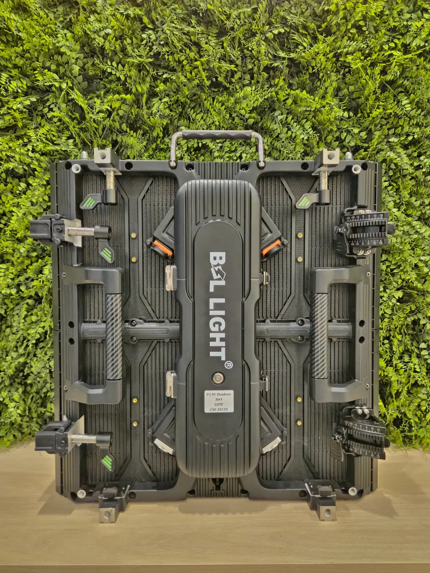 Painel de LED P3.91 Outdoor 3 in 1