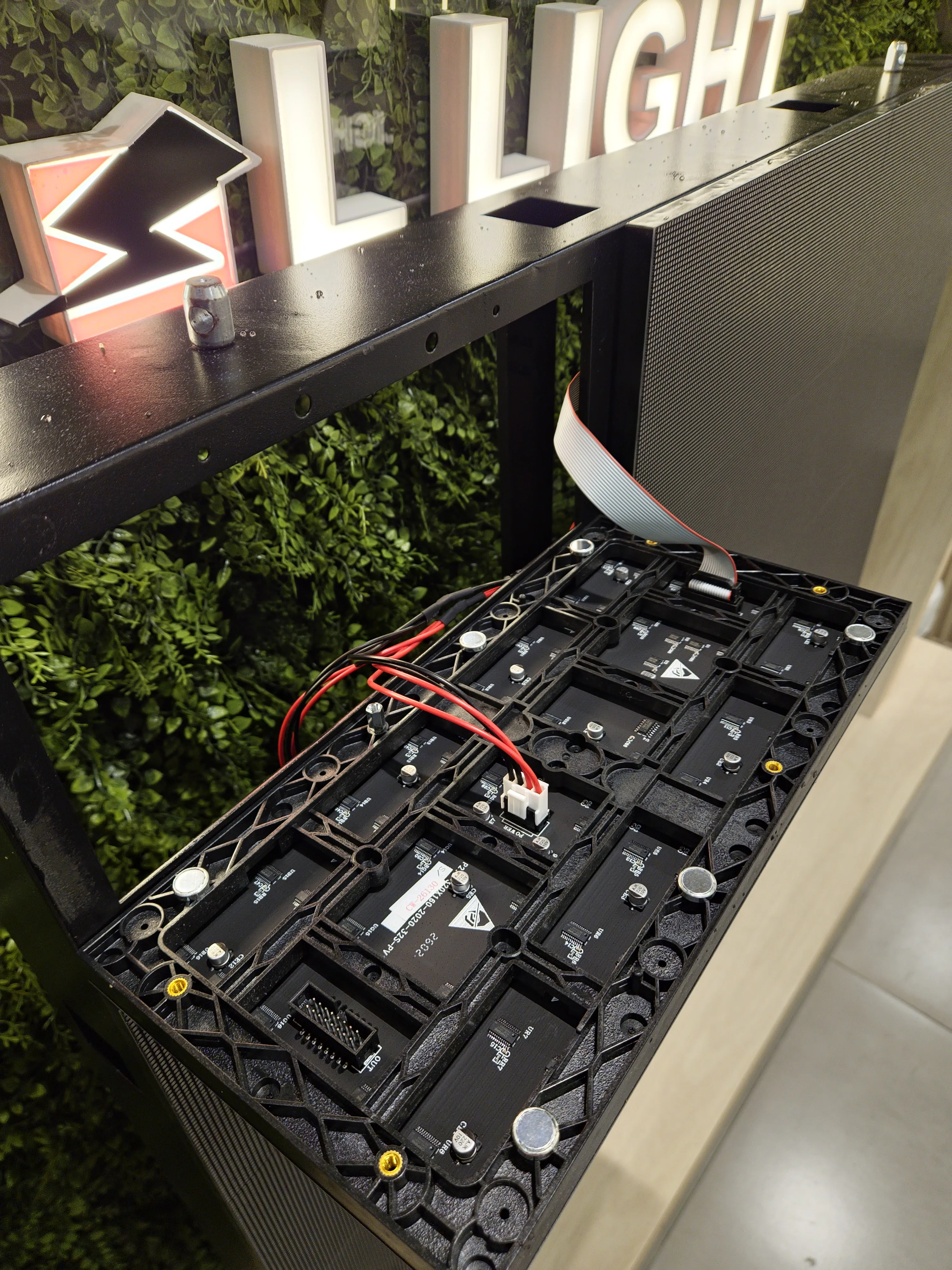 Painel de LED P2.5 Magnetico 96x96